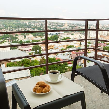 Vista Hotel Tbilissi Extérieur photo